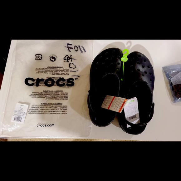 CROCS CLASSIC Black - M10/W12 - Picture 1 of 2